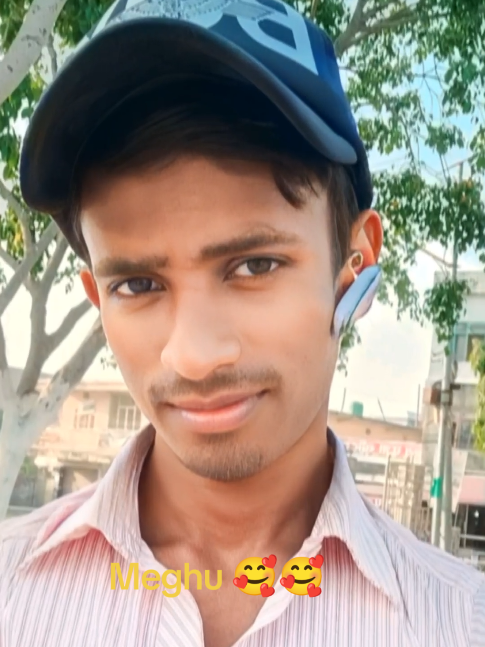 Tujhko Dekh ke dil mera #tiktok #viral #foryou #foryoupage #treding #fyp @Sapnasah_01 @Deepika Yadav 001 @Learn🧲 @dipesh12 halwai @Pravash Kumar 