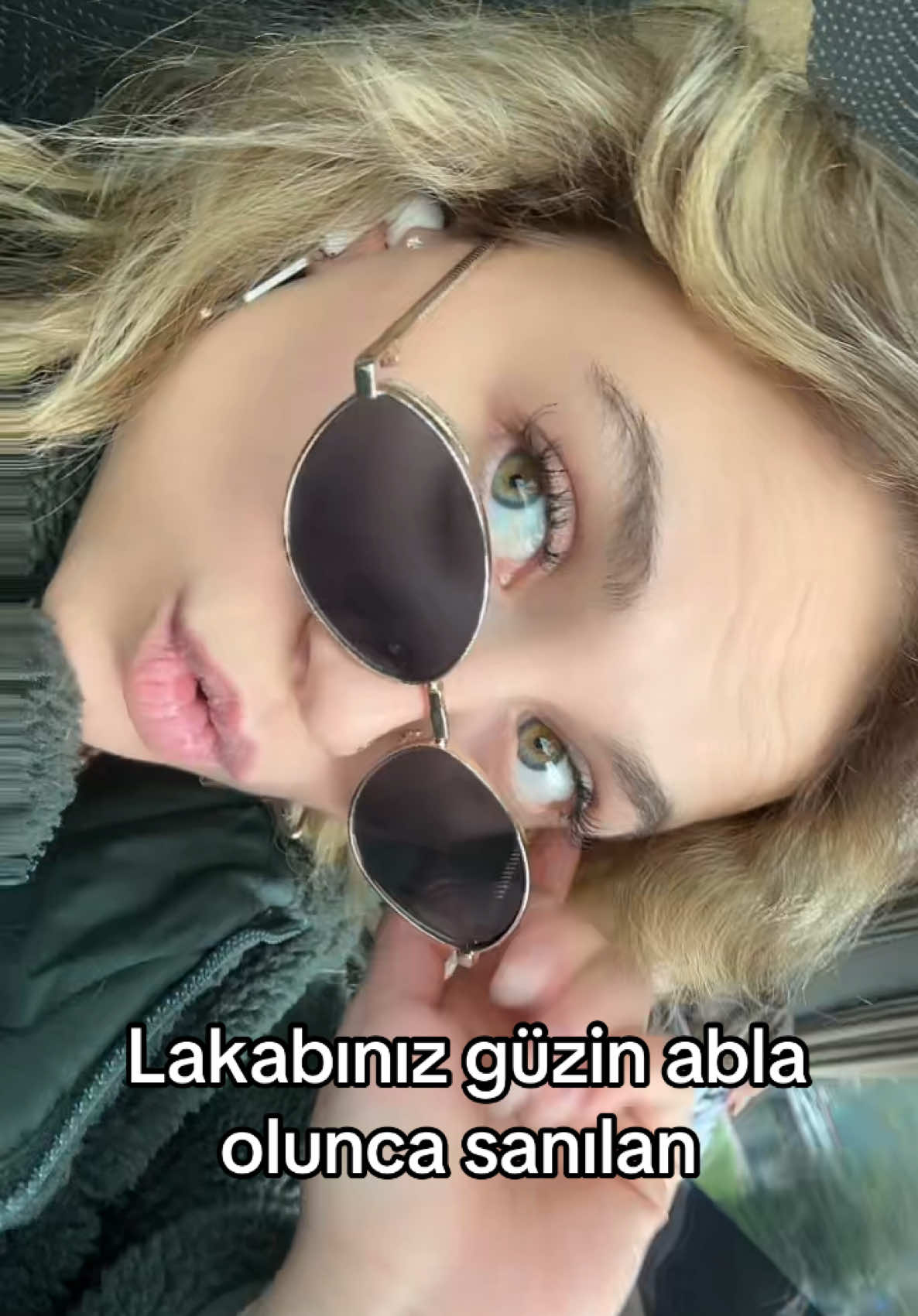 O sırada derdine derman olmaya giden yine yine ben. #dert #derman #trip #melanlolik #gamsızhayat #hayat #gamsız #güzin #güzinabla #yeşil #fy #keşfet #keşfetkeşfwtbeniöneçikart 