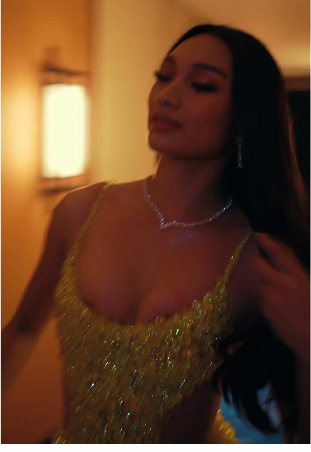 Spring called 🌼 #abscbnball2025  Designed by Nick De Guzman  Assisted by Paula Haciñas  Makeup by Carell Garcia Hair by Darwin Siñel Jewelry by KLAD  Heels by Jojo Bragais  Video by Geo Cahoy Skin by Derm Solutions 