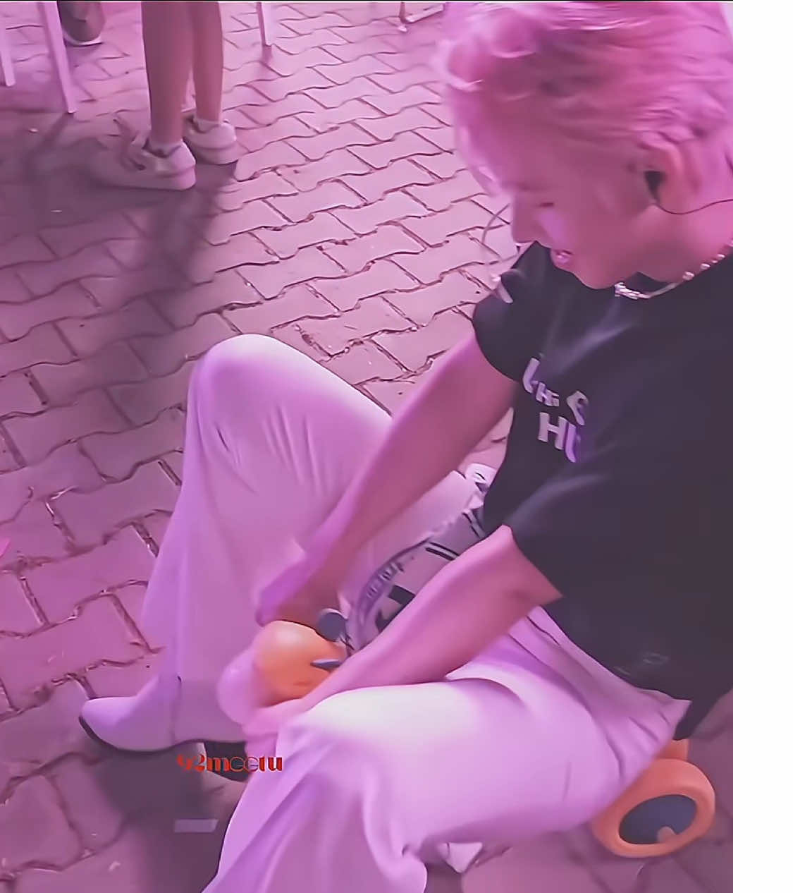 +1 cục 🐻 thấy anh Quân có xe là lon ton đi lụm để có cho bằng đc =))) Giống mí đứa nhỏ thấy bạn bè có gì là mình phải nũng nịu để có cái y chang v á =)))) #hunghuynh #geminihunghuynh #fyp #xh #92_meetu__ #camegau 