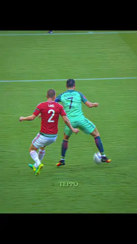Beatiful goal by CR7🔥🤩 #football #cr7 #cristianoronaldo #ronaldo #footballedit #4k #Soccer #euro2016 #portugal 