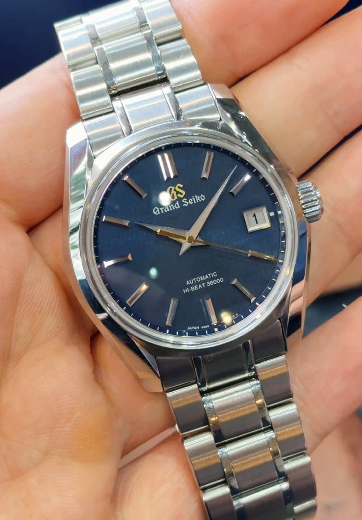 SBGH273 Fall Grand Seiko #greenwatch #watch #grandseiko #japan 