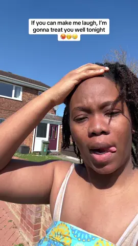 This man is so funny guys, legs in the air all night I guess🫶🏼🤫🤭 #mummyasher #ashersmummy #humortiktok #relatable #couple #humor 