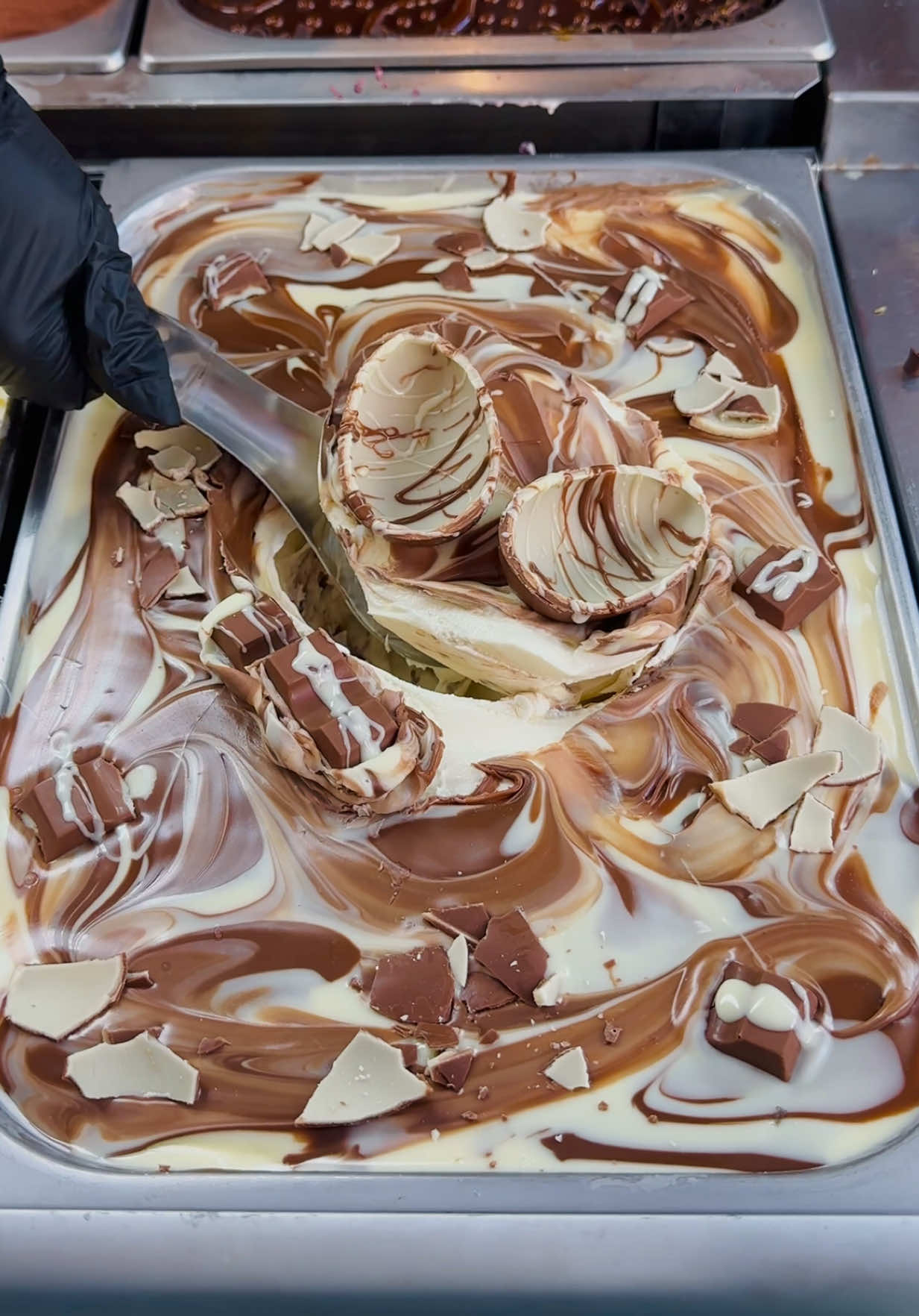 GELATO KINDER 🍫🍦🤎🤍 #gelatoartigianale #gelato #gelatoitaliano #gelateria #gelatolovers #icecream #gelatoni #kinder 