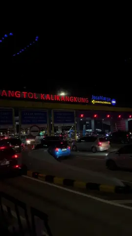 Laga trans jawa #fyp #trending #beranda #gtkalikangkungsemarang #kalikangkung #gerbangtolkalikangkung #mudik #mudiklebaran #arusbalik #ligatransjawa #tolbatangsemarang 