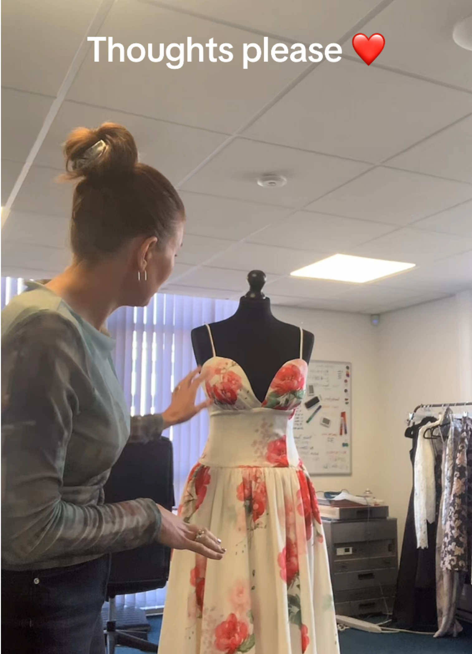 Thoughts please #new#fashion#details#fabric#cedarrosefashion #tonidarroch 