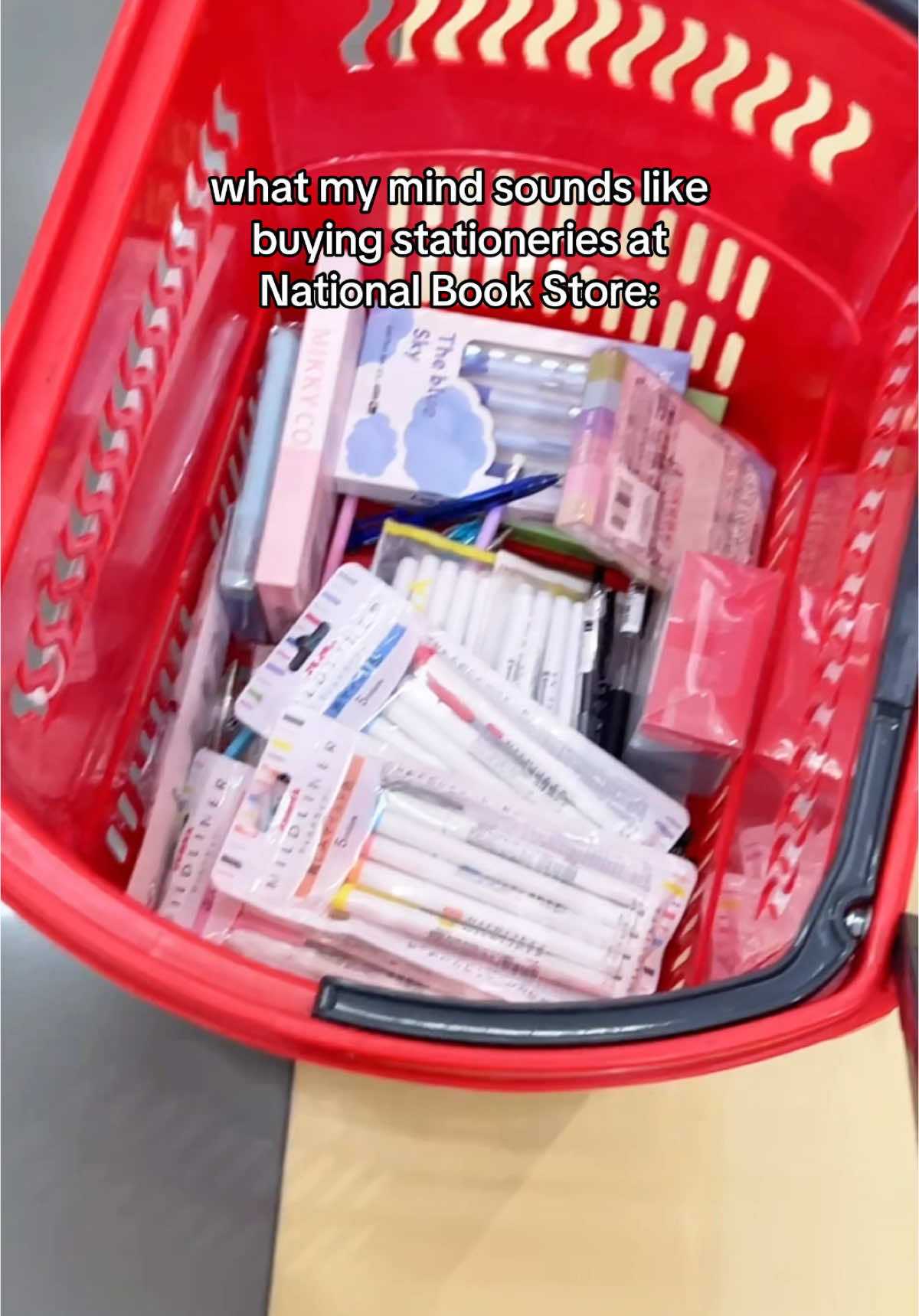 affordable and high quality pens from  @National Book Store!  #stationery #stationeryhaul #studytok #stationeryaddict #nationalbookstore #sulitsanbs #brushpen #fypシ゚ 