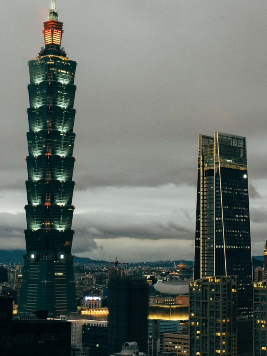 Tớ lụm nhặt được vài tấm hình... Đài Loan đẹp lắm. Hi vọng sau này tuổi thanh xuân của các cậu cũng có thể đặt chân đến đây ít nhất một lần nhé.😊 #duhocsinhdailoan #taiwan #chill #CapCut #VoiceEffects 