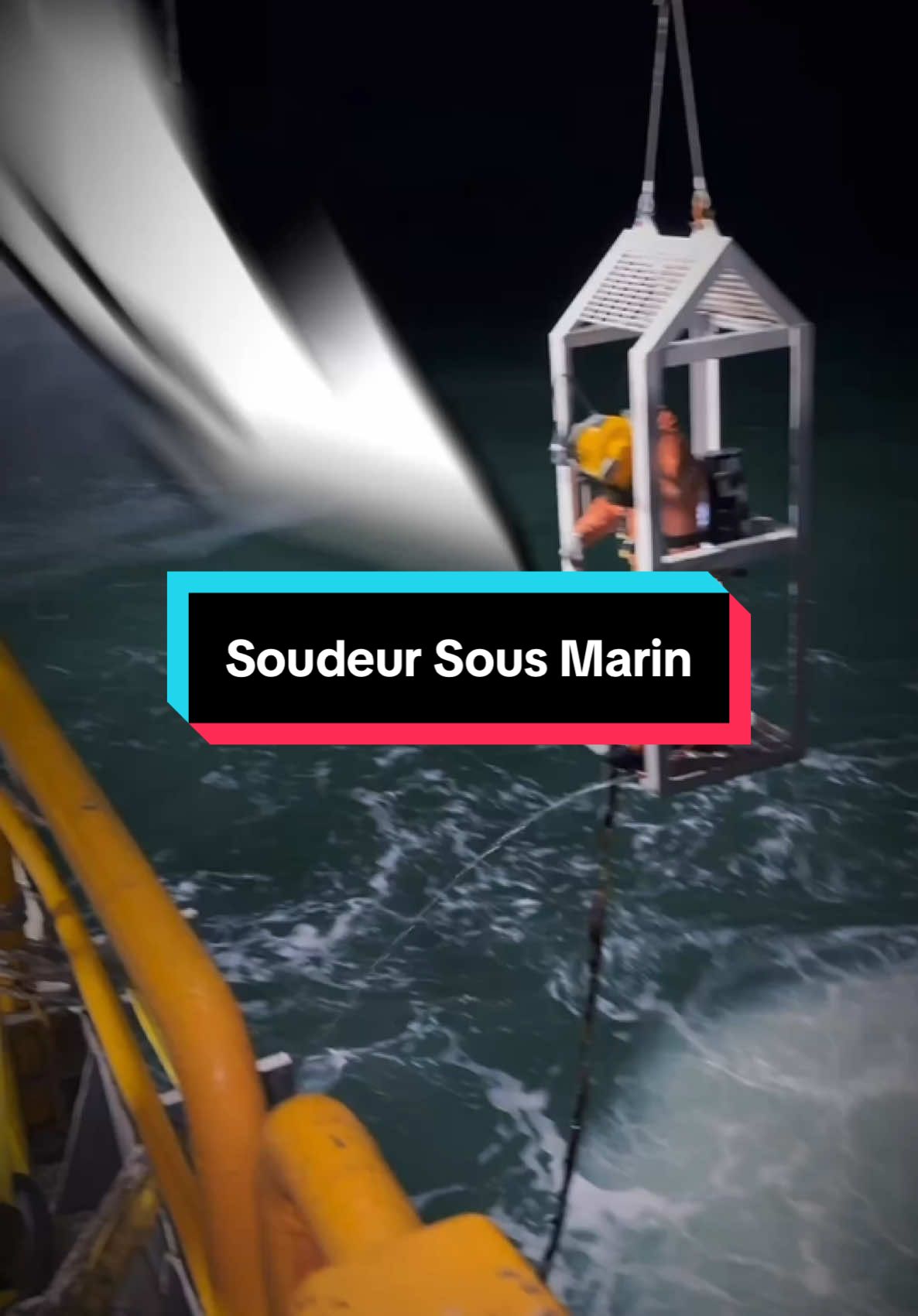En soit tu le fais 1 an ça va je pense  #horreur #peur #soudeursousmarin 