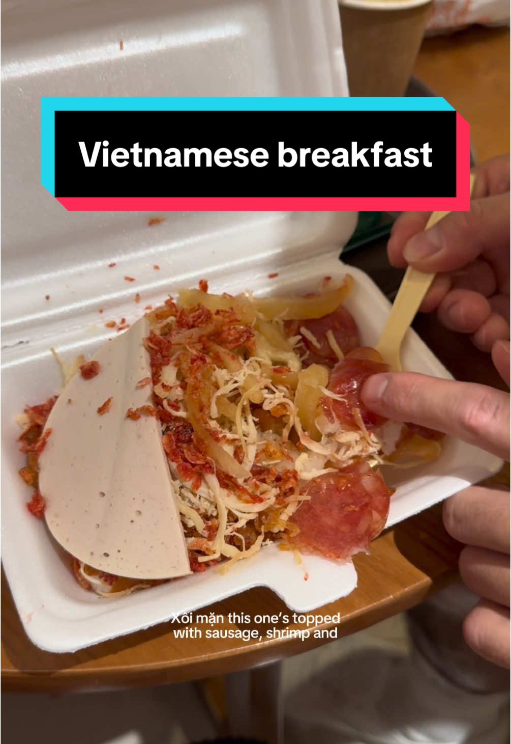 Early in the morning is the perfect time to do things in Vietnam! Today we grabbed an egg coffee and ate a bunch for breakfast foods from a local bakery: Xôi khúc, a sweet sticky rice with meat Bánh giò, a jiggly rice cake also filled with meat and a quail egg Xôi mặn, sticky rice with sausage, shrimp and shredded chicken