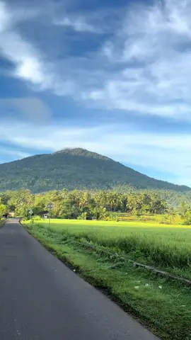 Cuaca gunung pandeglang hari ini berasa kaya bukan di banten😍 #pandeglang #pandeglangbanten #pandeglangeksis #mountain #fyppppppppppppppppppppppp #4u 