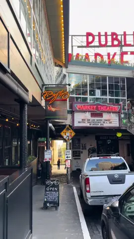 An evening with friends at the best little spot in Pike Place market. Il Bistro is a fabulous Italian joint with some of the best lasagna I’ve ever had! With vibey lighting and intimate tables, this was the perfect time spent with our besties. Good drinks, good company, great food, epic location. I will never tire of being a tourist in my own town 🐟 🍝 🏙️ ⛴️ #Seattle #PublicMarket #PikePlaceMarket #Bistro #Gumball #Tourist #MustSee #GoodDrinks #Lasagna #Italian #Dinner #Friends #Memories #IntimateMoments #Togetherness #Travel #pnw #washington #gracieabrams #thisiswhatitfeelslike ##CapCut@@katiebug8420@@kEVINhARVEY@@LEIF PEARSON