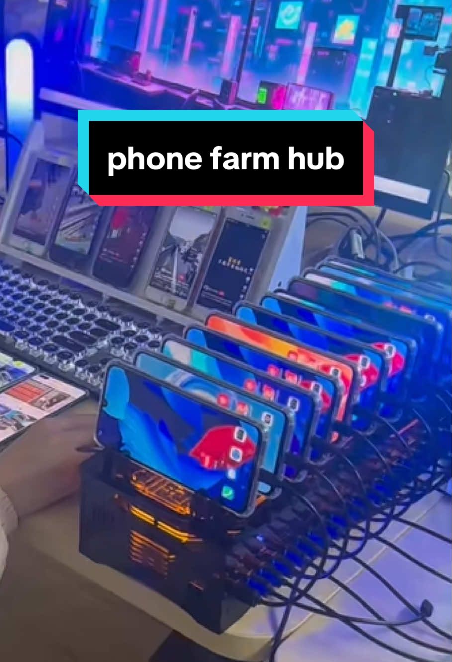 phone farm holder charging hub una granja de cell #boxphonefarm #phoneholder #phonefarm #boxphone #phonefarm #fyp #phonefarming #farming 