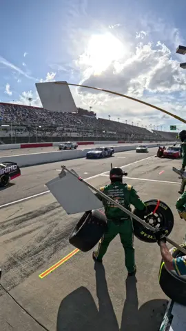 Hot mf day in Darlington. #nascar #fy #fyp #fypシ #cars #racing #GoPro #fypシ゚viral #pitstop #f1 