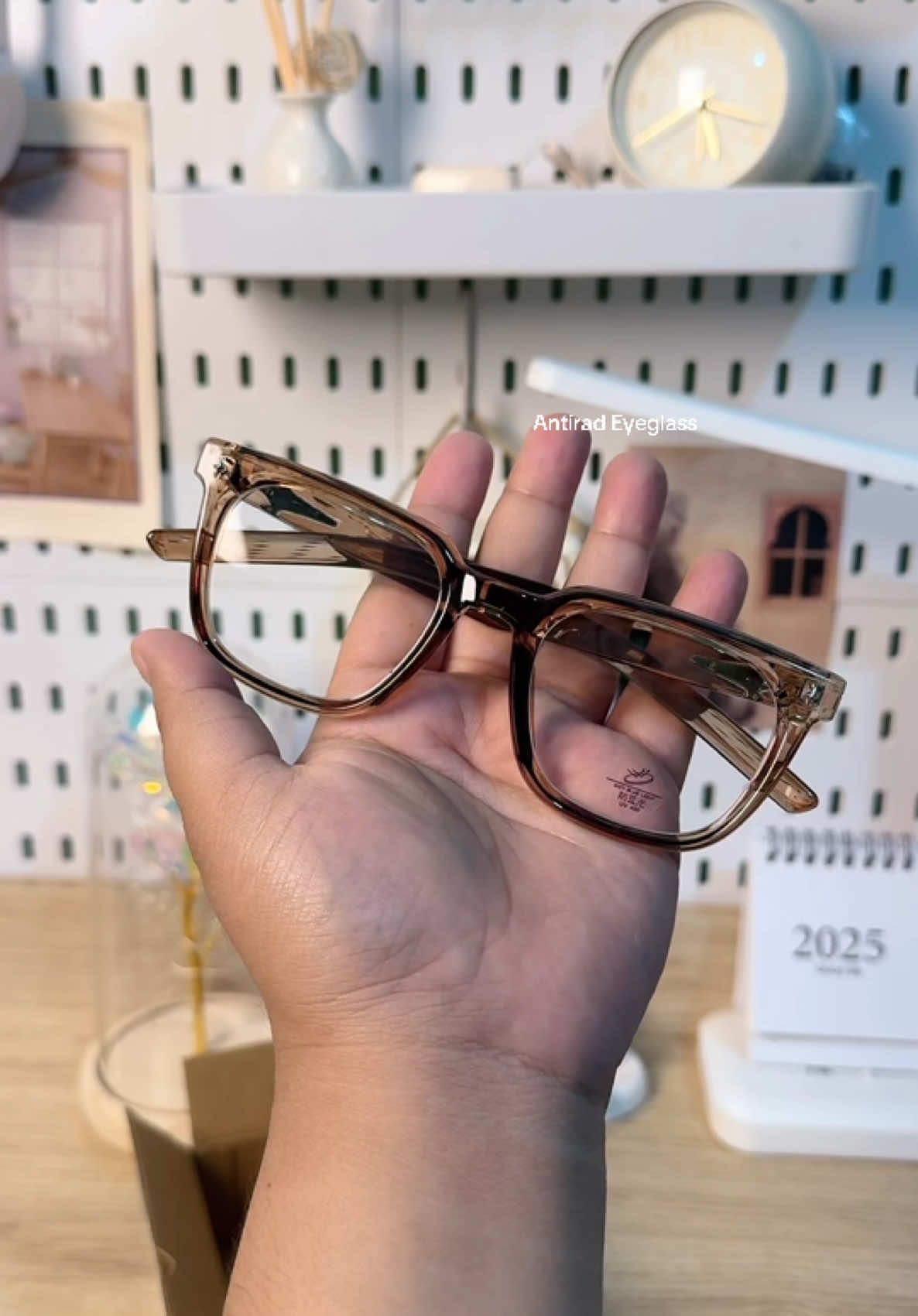 Antirad Eyeglass non metal frame tea color #antirad #antiradiationglass #antiradiationeyeglass #antiradiation #eyeglass #eyeglasses 