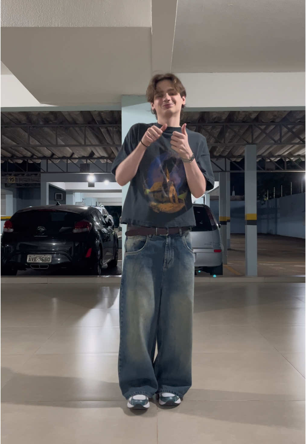 @eghostudios me patrocina 😭😭😭,esse fit fico lindo dms mds #outfitideas #marcasnacionais #moda #style #fyp #fit #Lifestyle #fypシ #viral #mulherdepreso🔓🕊👫💍 #outfit #fitcheck #OOTD #baggyjeans #pants #baggy #pants 