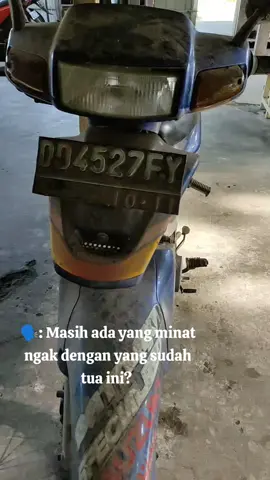 Barang sudah tua #motorclassic #motortua #suzuki #suzukisatria #suzukisatria2tak #2tak #2taklovers #2takmenolakpunah 