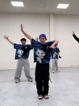 C0 g@i xink đ€p mún ₫i t@ap  nh@y #captain #captainboy #captainboybaytoiday #athilhn_team #meme #xh #xuhuong #tiktok #độclạbìnhdương #bonz 