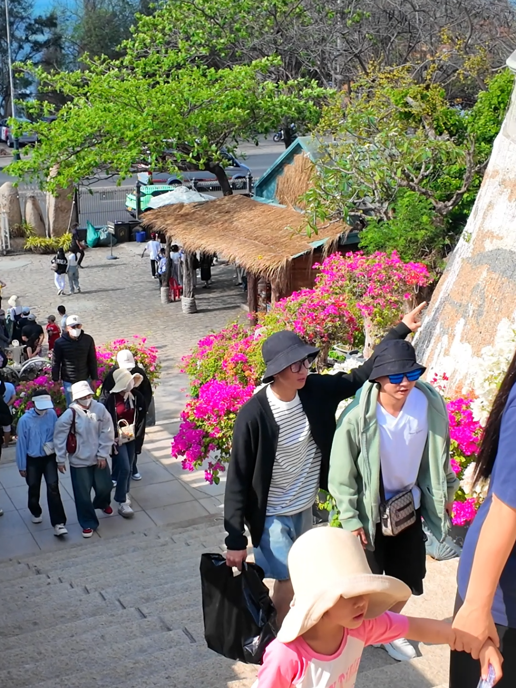 Tượng Đài Chúa Kitô Vua vào sáng chủ nhật #tuongchuakito #vungtau  #checkin #dulichvungtau #duydanganchoi 