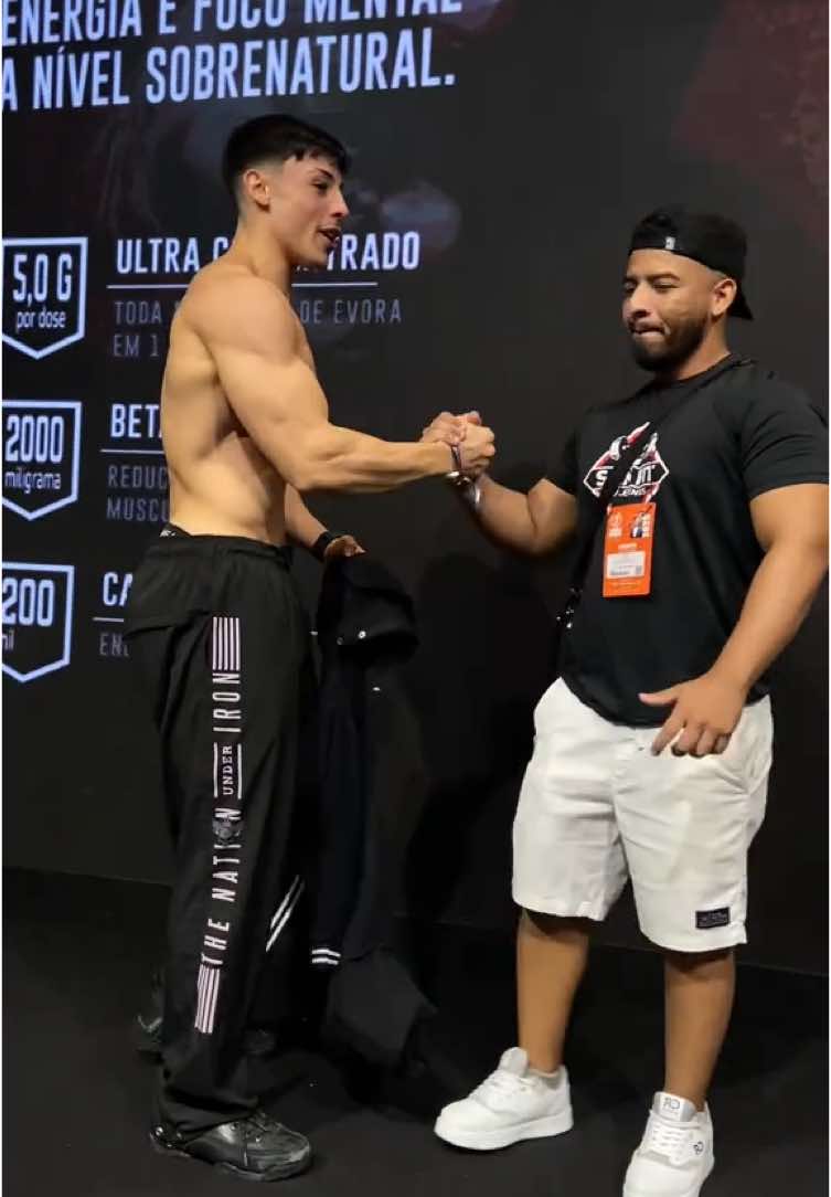Ver o homi no palco é outro nível  @Ganley 🔥 #ganley #academia #shape #fisico #arnold 
