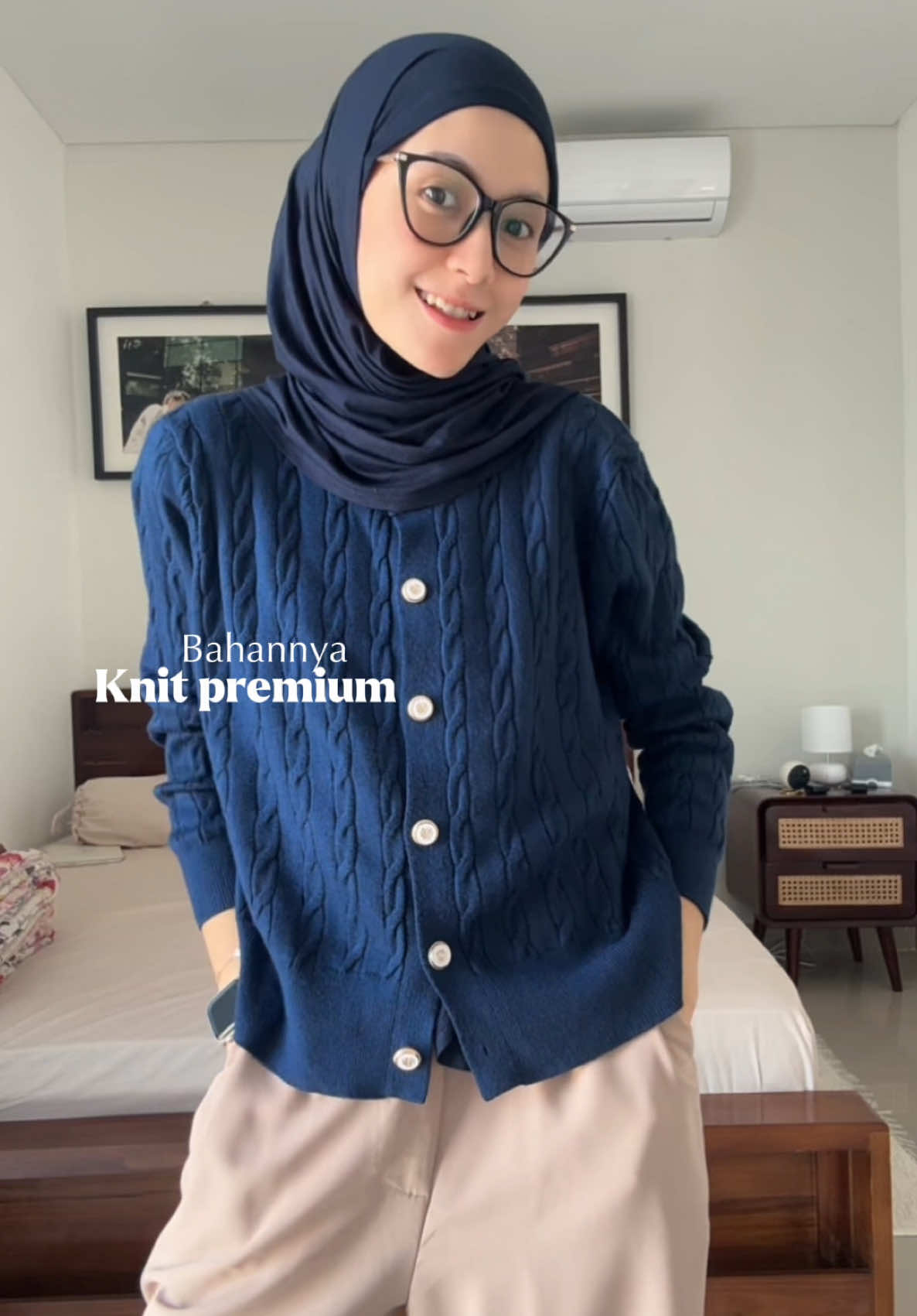 Definisi knit premium dari brand local ini, loveeee 🖤 @Kiyorawears 