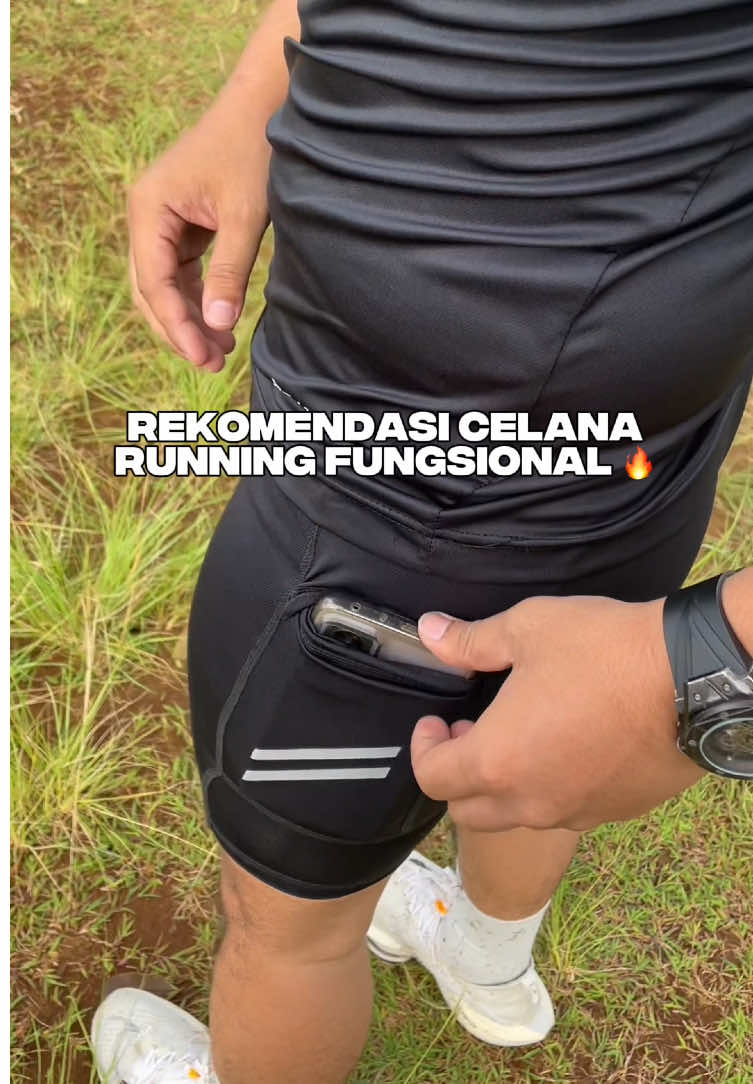 Rugi sih kalau kalian belum punya celana running dari brand @Tientoindonesia ini!! #olahraga #celanarunningpria #celanalari #celanaolahraga #legginglari #Running #binsik 