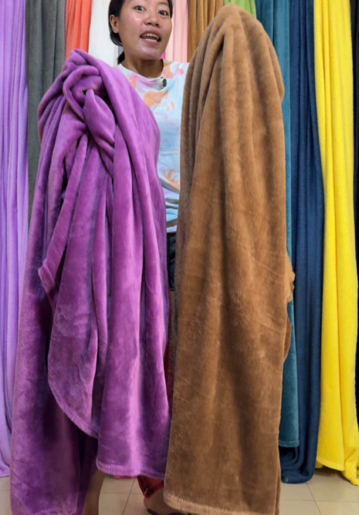 Microfiber Blanket brandnew po tayo dito. Malambot na kumot. #microfiberblanket #blanket #blankets #fyp 