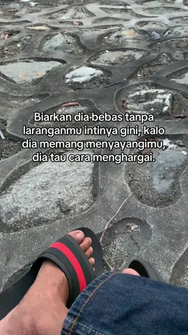 Sabar kita🙃#storywa #sad #sadsong #fyp #fyppppppppppppppppppppppp #foryou #quotes #sadvibes #sadstory #trending #masukberanda #leawatberanda #fypage #xyzbcafypシ #xybca #galaubrutal #galau #pantai #katakata 