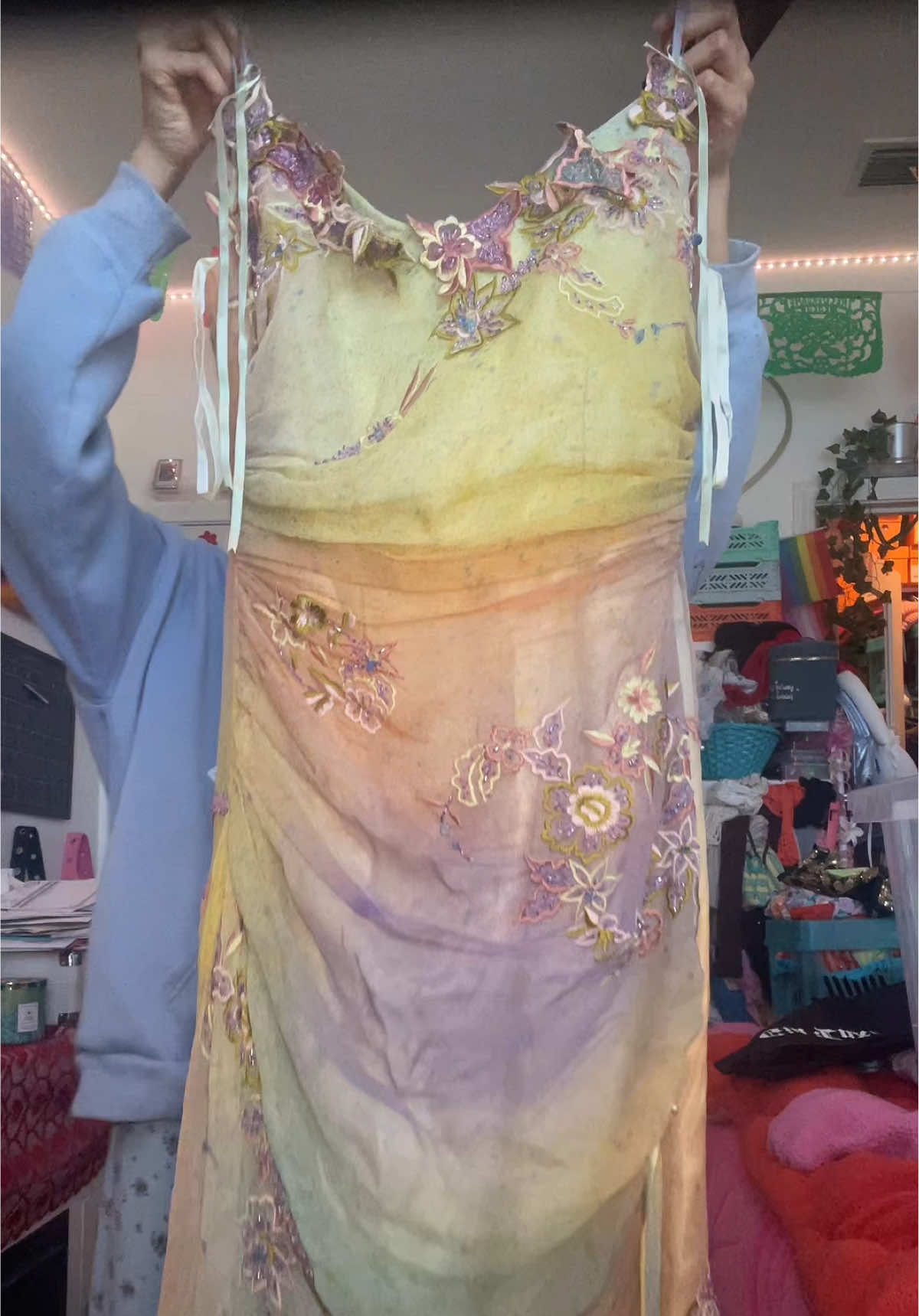 Currently moving and going through some of my favorite thrifted finds 🥹 still on the hunt for the matching scarf to the first dress 🥲 #thriftfinds #vintageclothes #thrifthaul #vintage #y2k #2000s #pinterest #vintageclothing #depop #ebay #poshmark