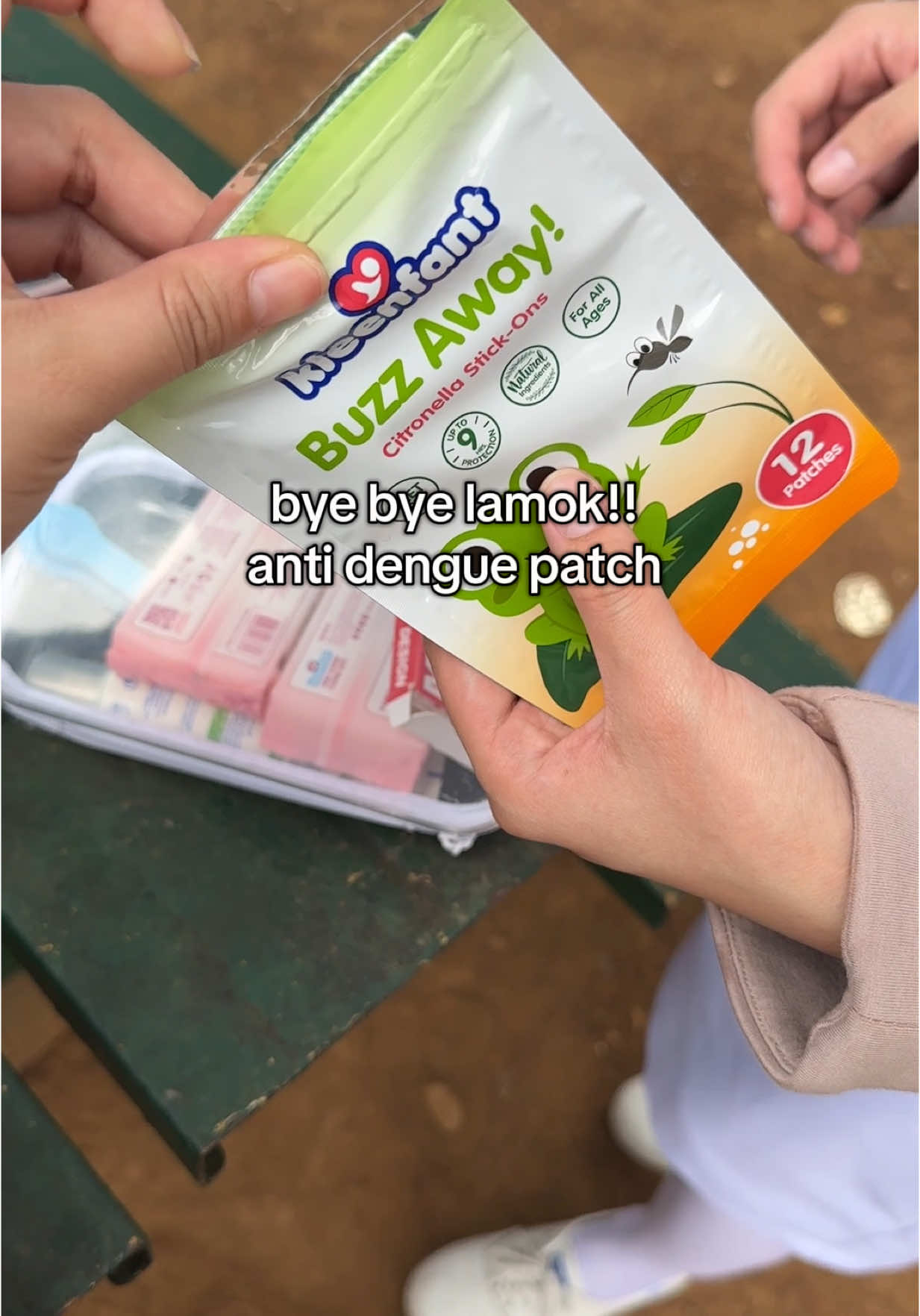Nakakatakot ma dengue. Prevent na dapat natin yan #antidengue #mosquitorepellant #mosquitopatch #citronellapatch #mosquitorepellent 