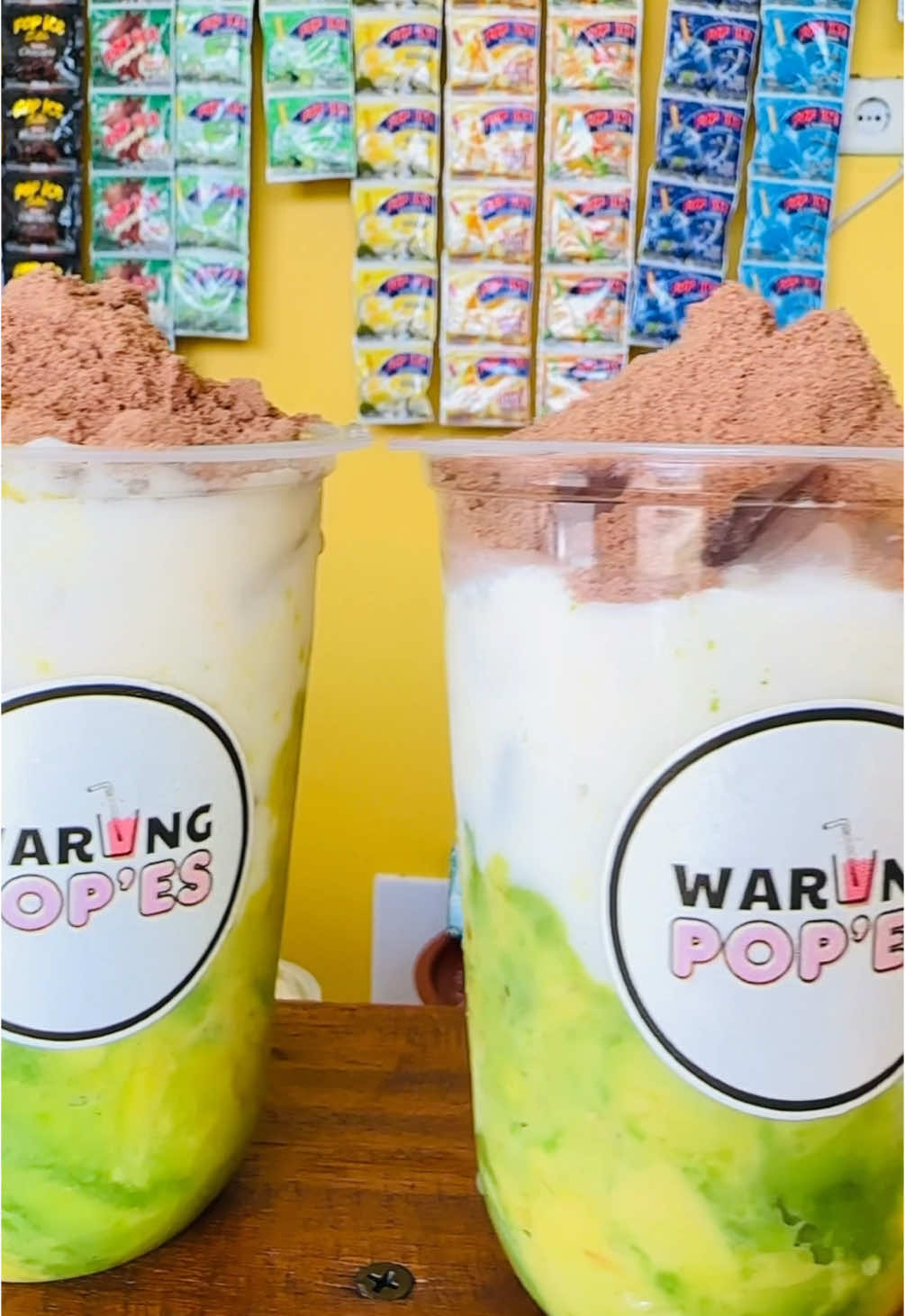 alpukat creamy topping milo 🍫 #kepanjenviral #jajankepanjen #kepanjenkuliner #kulinerkepanjen #estelerkepanjen #popicekepanjen #popiceviral #kulinerkepanjen  #jajanviralkepanjen #esviralkepanjen #malang #kepanjenmalang #ramadhanvibes #ramadhantiba #ramadhanviral #puasa #menubukapuasa #takjilkepanjen #cemilankepanjen #kepanjenviral #popicekepanjen #popicetoppingkepanjen #estelerkepanjen #estelercreamykepanjen #estelerviralenak #fyp #fypviral #xybca 