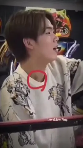 Con muỗi này to hen 😹 #meenping #lovemeenping68 #pingkrittanun #meennicha8 #tiktok #douyin #fyp #foryou #xh @Lucifer. @PINGPING 