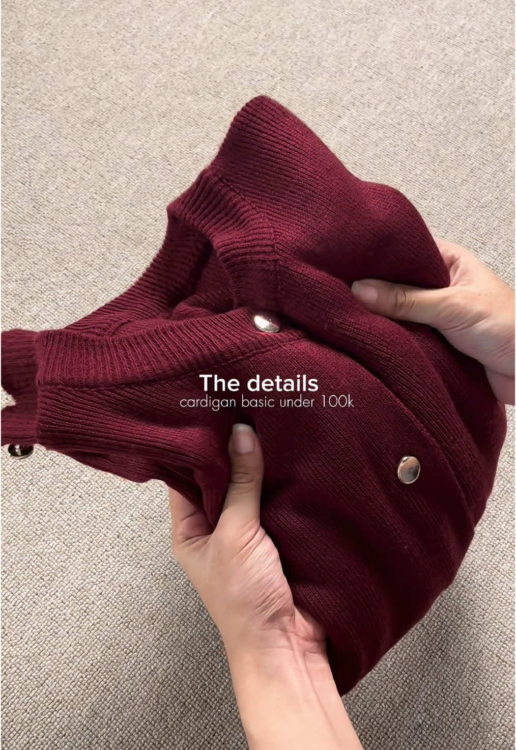 buat yg suka pusing mix n match outfit, udah yg basic basic aja tapi tetep elegant #cardigan #cardiganrajut #cardiganbasic 