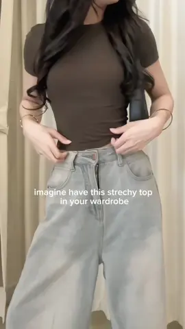 Yakin nih kalian ga co top basic ini?harga lagi ambyar jadi 20an aja🫣 Join live buruan❤️‍🔥❤️‍🔥 #SelasaBergaya #limetededition #belilokal #wibgajian🔥 #matchingoutfits #ramadhansale #trendyoutfits #newcollection #fypシ゚ #outfitcheck #aijo #