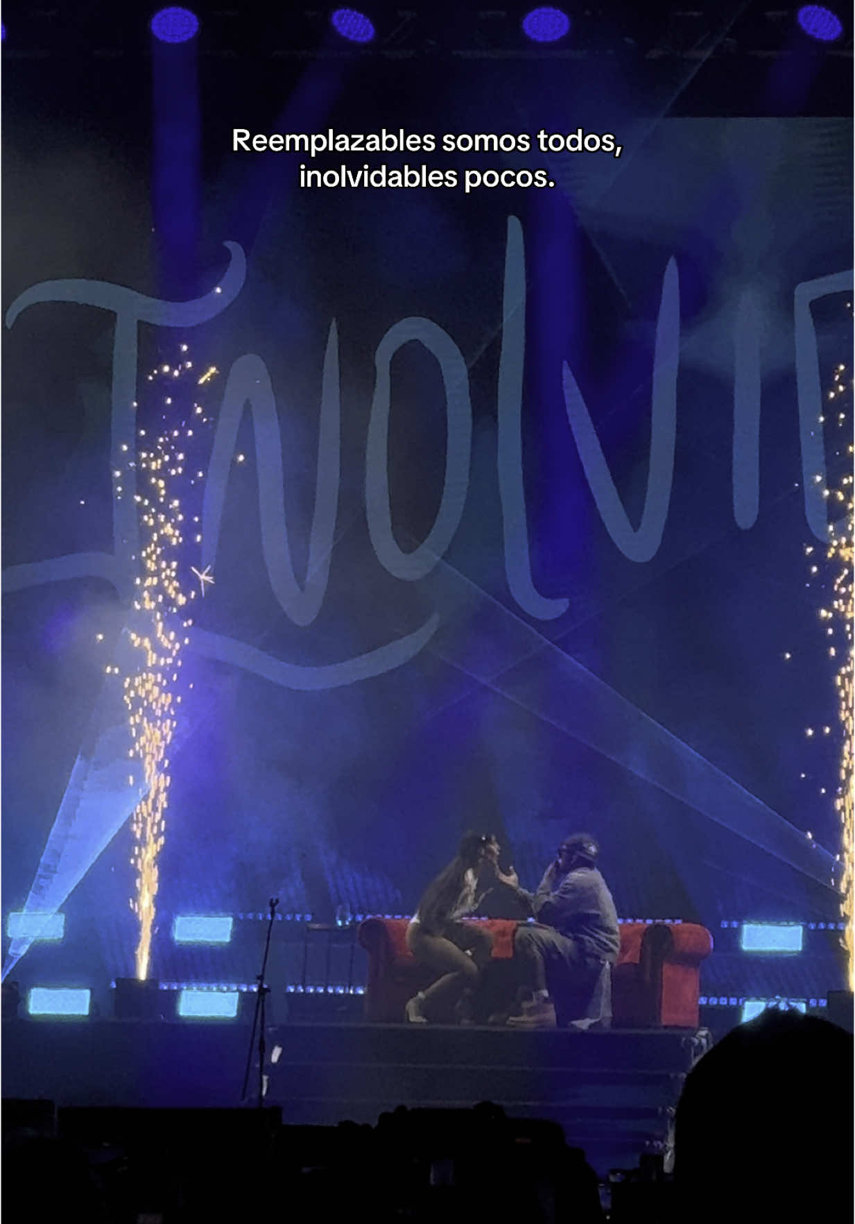 De mis canciones favoritas  @BEÉLE #inolvidable #fyp 