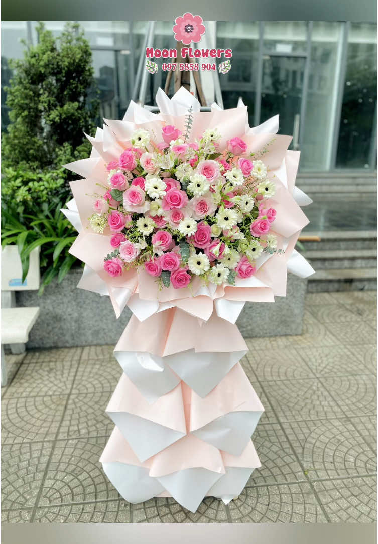 Kệ hoa chúc mừng khai trương 1 tầng, hoa hội nghị, chúc mừng lễ kỷ niệm #moonflowers #hoatuoihoangmai #hoatuoihanoi #kehoakhaitruong #langhoachucmung #kehoachucmung #hoakhaitruong #hoamungkhaitruong #hoachucmungkyniem