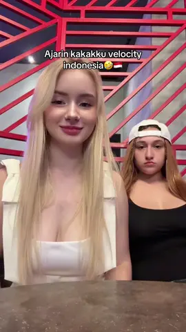 dia terlalu keren buat velocity😔