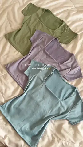 sobrang ganda ng qualityyyy makapal at malambot. Swear! 🙌🏻 #basictop #squarenecktop #doubleliningtop 
