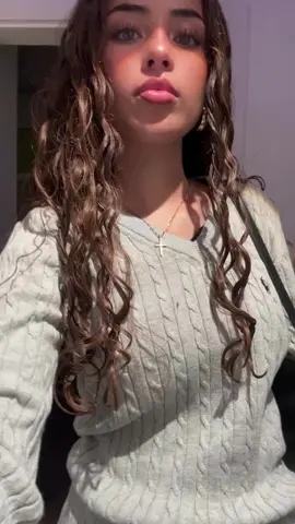 #baddie #bleueyes #beauty #fyp #foryoupage❤️❤️ #paradise #outfit #woman 