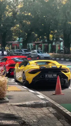 not a lambo fan but this cars are nice #fyp #foryoupage❤️❤️ #lamborghini #huracan 