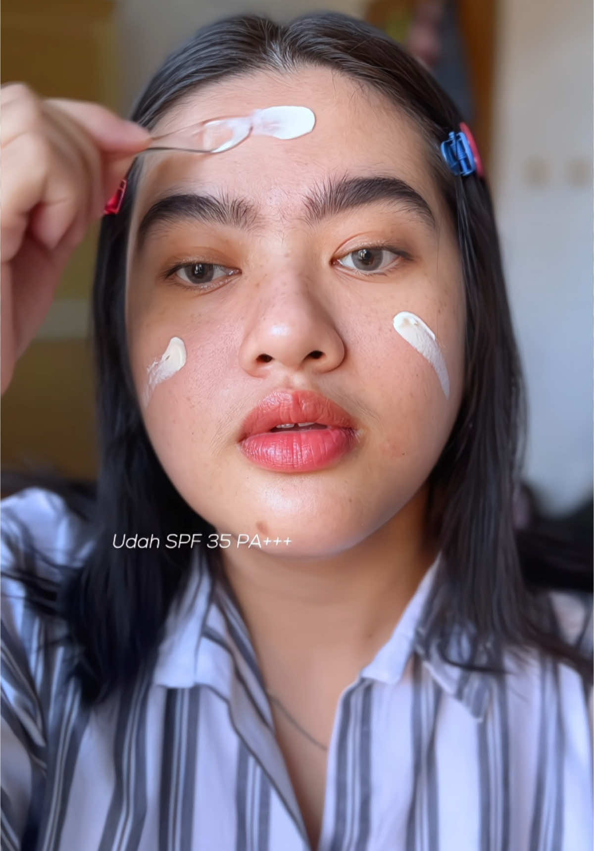 Akhirnya my wishlist kesampean jg, skrg kg suka bgt pk cream ini, apalagi kalo pagi2 karena ada efek tone up nya jd pk cream ini aja udh cukup banget 😍✨ #BeATrendSetter #ramadanekstraseru #GlowMatchup @Crystallure 