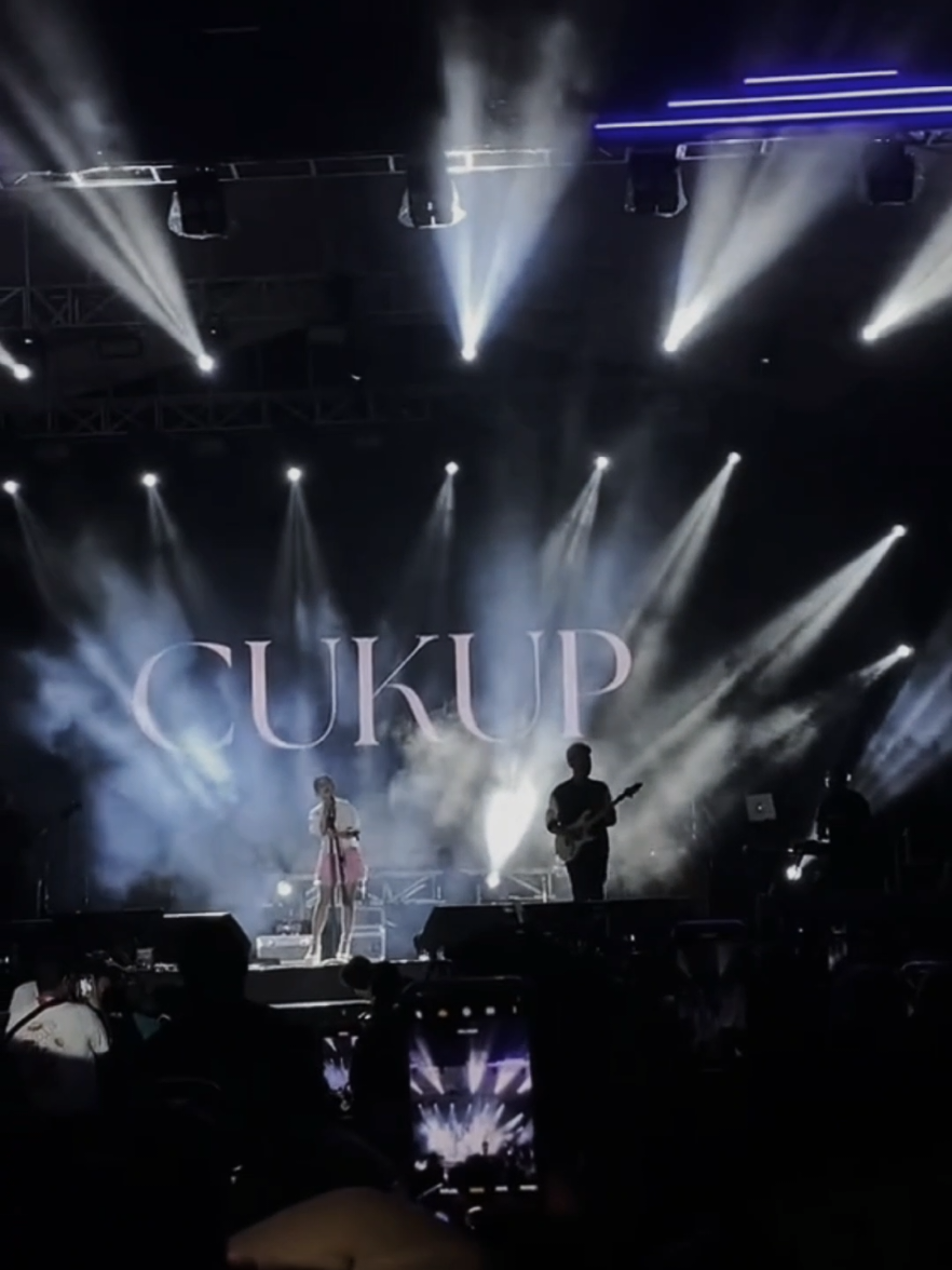 kurang apa? #zivamagnolya #cukup #cukupziva #zivellas #zivellasofficial #fyp #fypシ゚ #fypviralシviral #xcyzba 