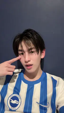 จุบุๆมุจุๆ #J#JINWOOKkim#B#BUSbecauseofyouishine