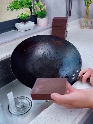 High-density emery sponge for kitchen cleaning and dishwashing