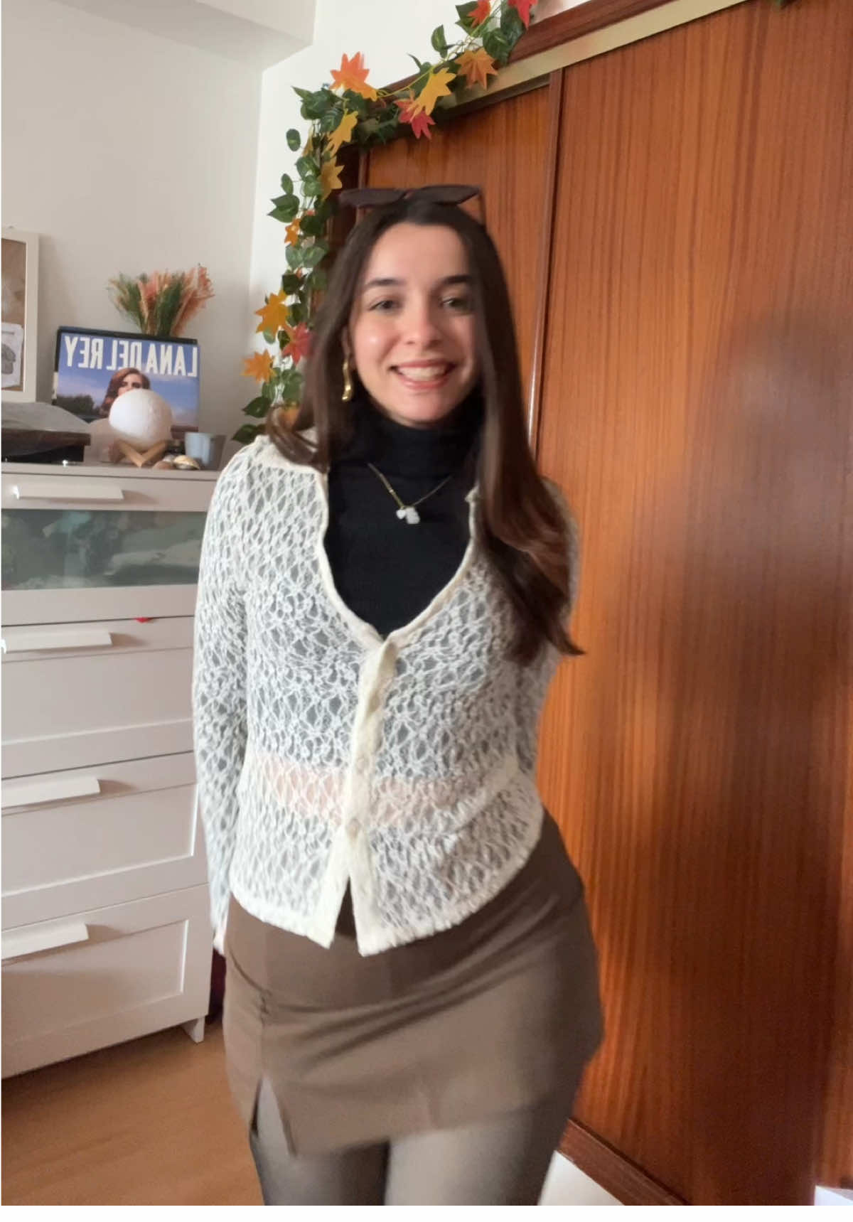 Com esta música, esta é a única maneira de mostrar o outfit 💗✨ #fy #fyp #viral #outfitideas #outfitinspo #outfit #outfitcheck #outfitoftheday #look #looks #sza #kendricklamar #allthestarsarecloser 