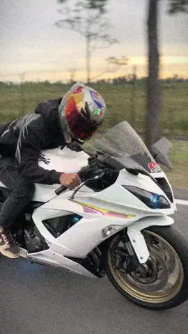🔥 #zx636 #kawasaki @fyp #zx6r 