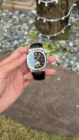 Tàu ngầm đen về thêm rồi ae ơi