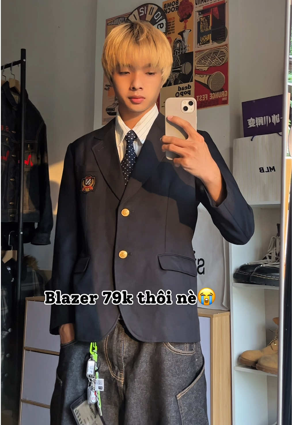 Mua đi không vài hôm lên giá đó #xuhuong #homnaymacgi #blazer #reviewblazer #fyp #viral 