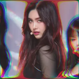 track10 | @🍒Aishabella🍒 @에버글로우 (EVERGLOW)  #everglow #aisha #heoyoorim #kpop #edit #fyp #viral 
