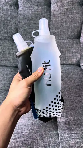 Botol lipat running buat yang suka running ya guys #softflask #hanforfit 